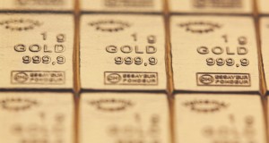 Gold Bounces Back on Safe Haven Demand, Fed