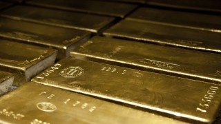 As Gold Prices Decline, Fund Manager Sentiment Grows