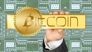 Bitcoin vs Bitcoin Exchanges