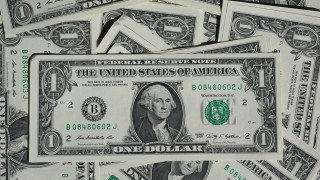 The US Dollar Extending Losses On Weakening Economy