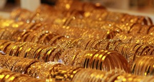 Here’s How the Super-Rich Invest in Gold
