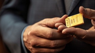 If You're Going to Take a Bribe, at Least Get Gold